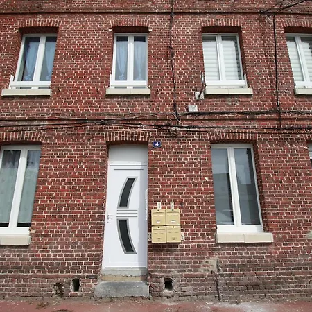 Cosy Place La Fere Exterior photo